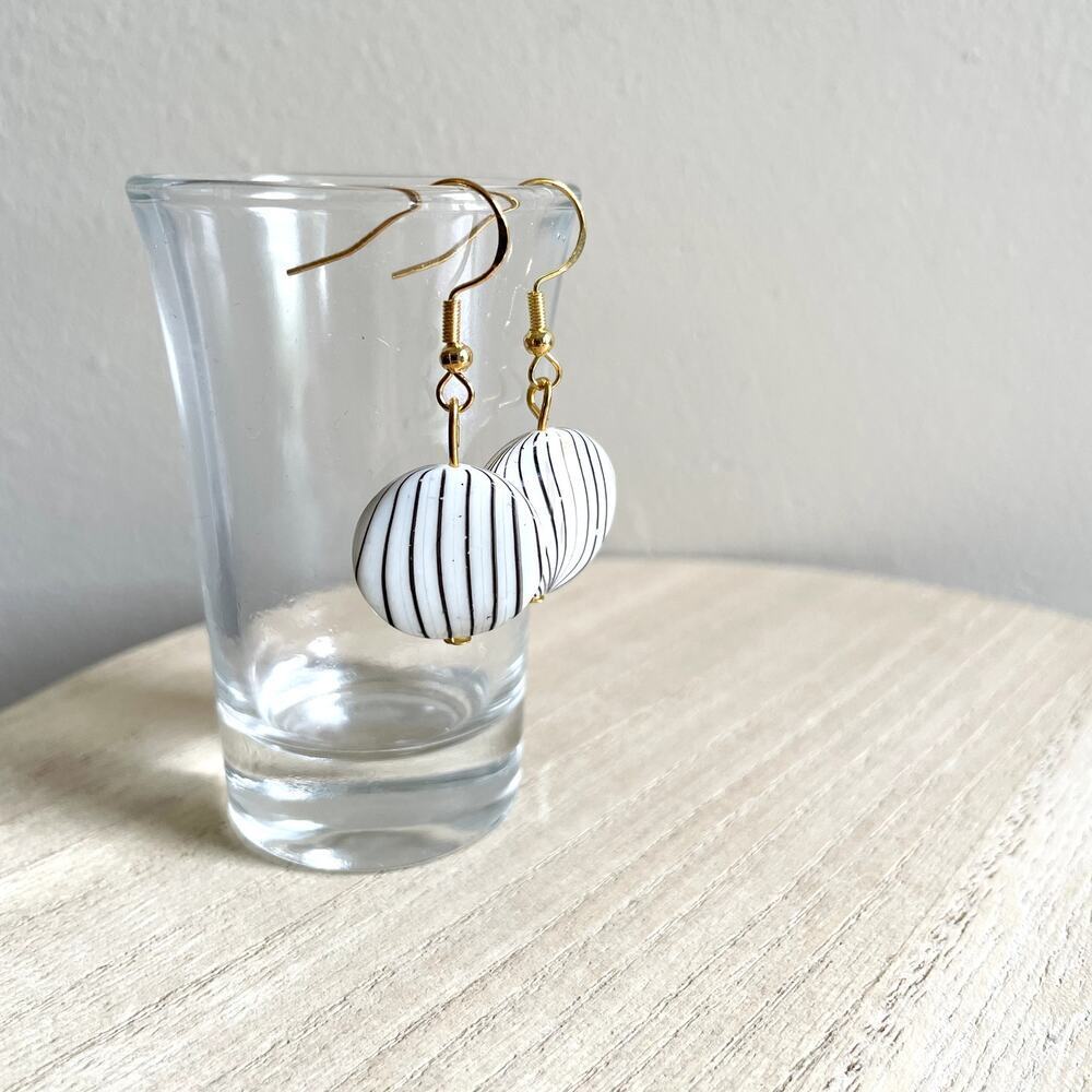 Therese Beaded Earrings NWT handmade metallic delicate lightweight vintage state